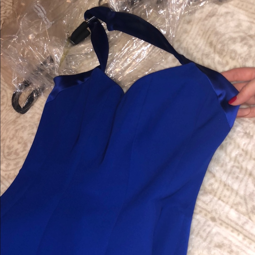 Gown/dress - Picture 4 of 5